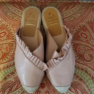 Kanna Cream/Pink Colored Slip on Shoes Size 39